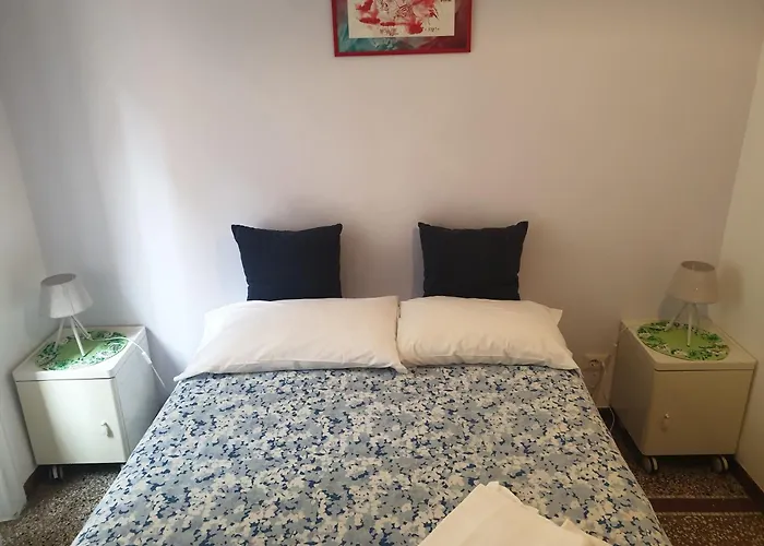 Pensión Chez Liviana 4*
